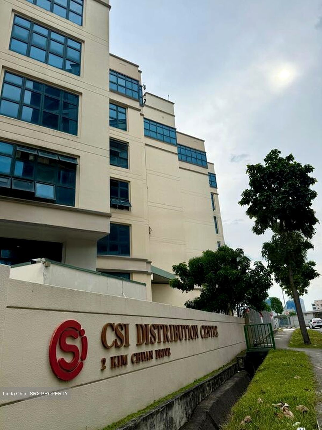 Csi Distribution Centre (D19), Factory #585396471